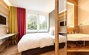 Steinenschanze Small Charming Room