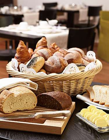 Steinenschanze Fruehstueck Brotauswahl